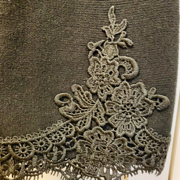 NWT Nanette Lepore - Lace Trim Sweater Dress  M - Picture 5 of 9